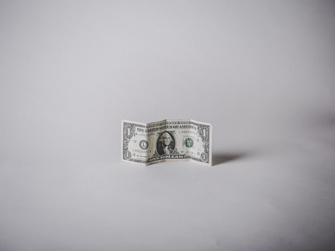 découvrez les salaires dans le secteur bancaire : rémunérations, évolutions et comparatifs pour mieux comprendre les rémunérations dans les métiers de la banque.
