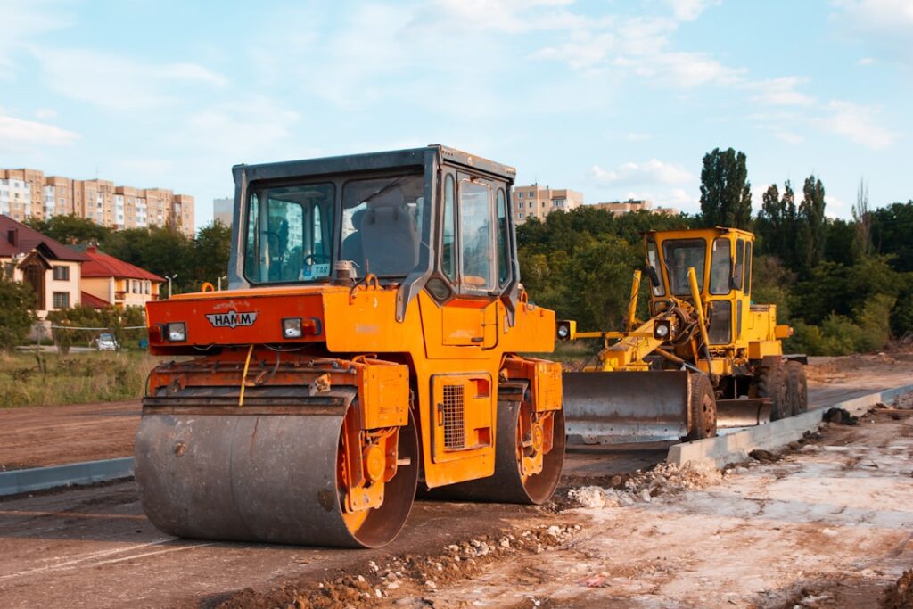 découvrez notre gamme complète de matériels de construction performants et fiables pour tous vos projets de chantier.