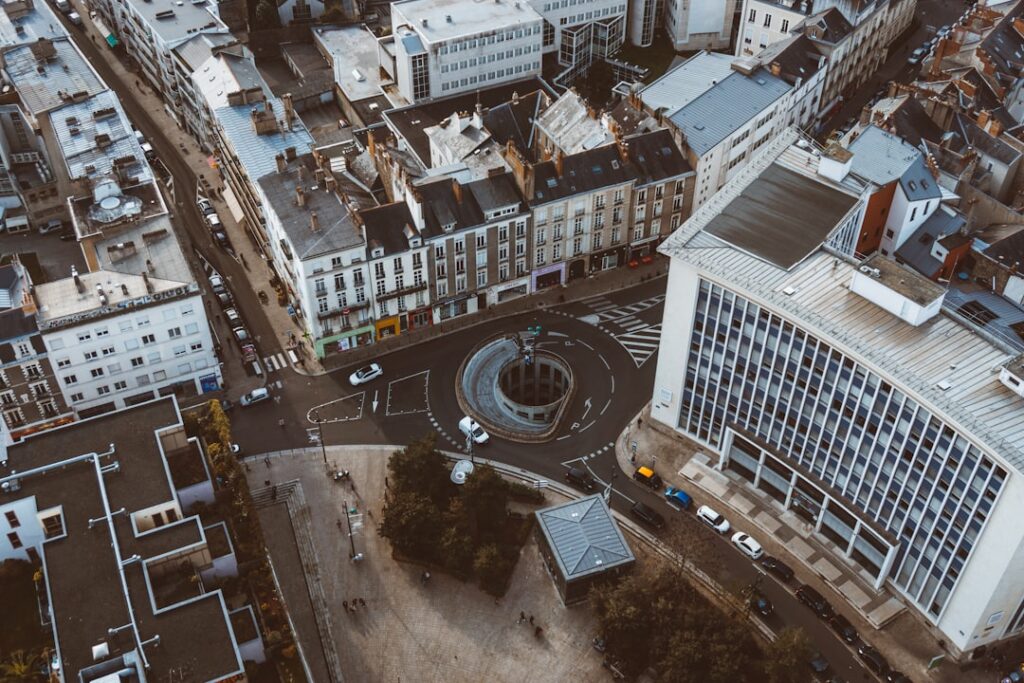 découvrez les quartiers de nantes à éviter pour un séjour ou un déménagement en toute sérénité. conseils et informations utiles pour votre sécurité.