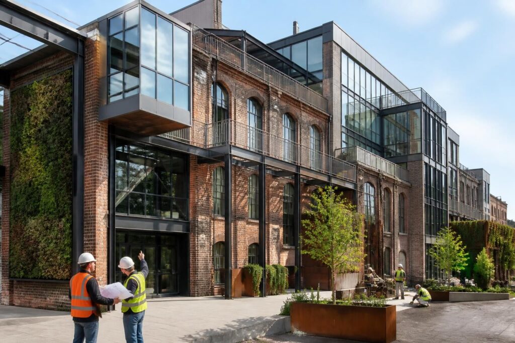 découvrez les meilleures stratégies pour rénover un bâtiment industriel en alliant caractère ancien et modernité, optimisant ainsi fonctionnalité et esthétique.